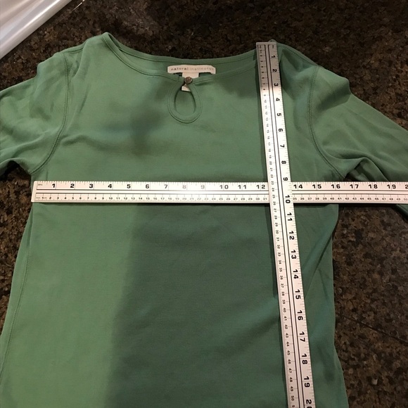 Natural Instincts Size Medium Sage Green Long Sleeve - Picture 3 of 3